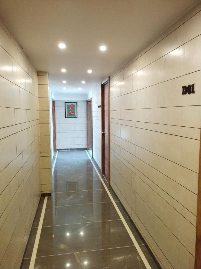 Hotel Dolphin Residency Patan  Bagian luar foto